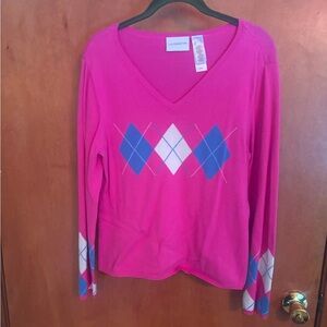 Pink v-neck argyle sweater size L lightweight by Liz Claiborne